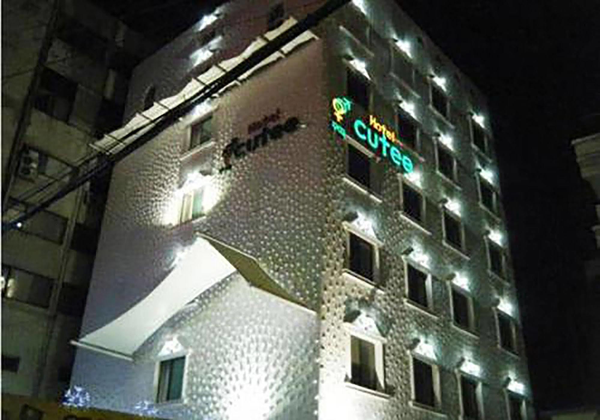 Cutee Hotel Сеул Екстериор снимка